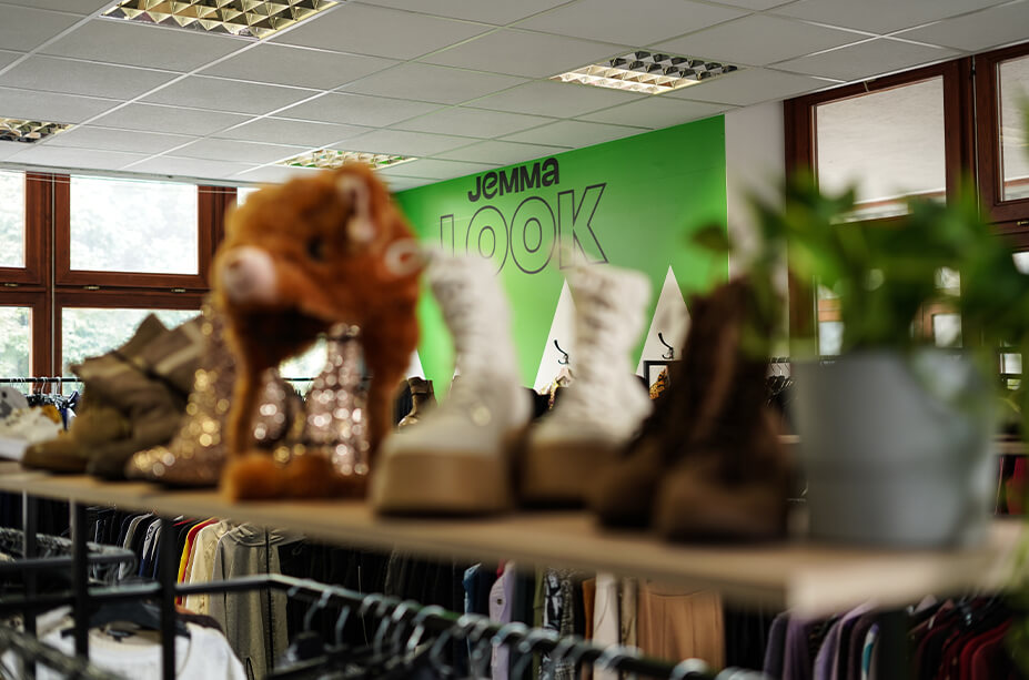 jemma-uzletek-godollo-01